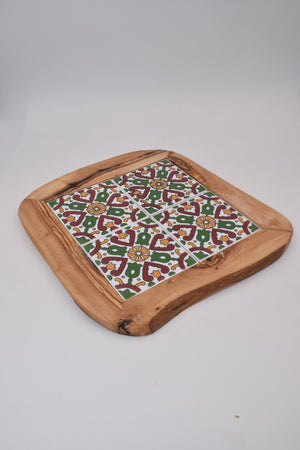 Ceramic tray with 4 olive wood tiles