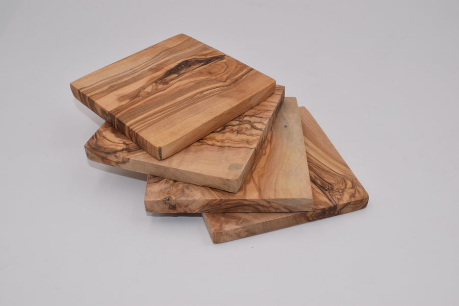 Olive wood square coaster set