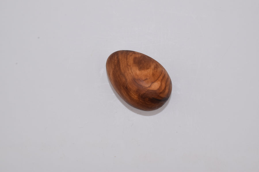 Egg in olive wood 