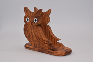 Owl napkin holder in olive wood 