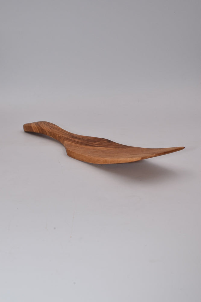 Flat tip shovel in olive wood