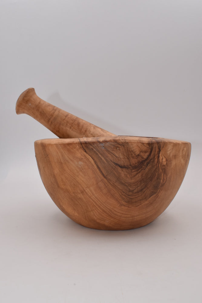 Natural mortar in olive wood