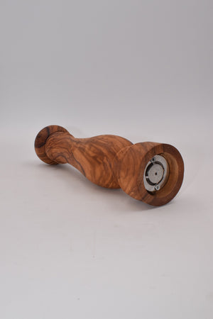 Medium classic pepper mill in olive wood